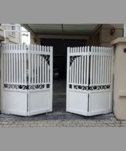 Cửa sắt 4 cánh QSC02