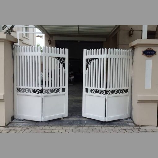 Cửa sắt 4 cánh QSC02